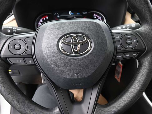 New 2025 Toyota RAV4 LE image 6