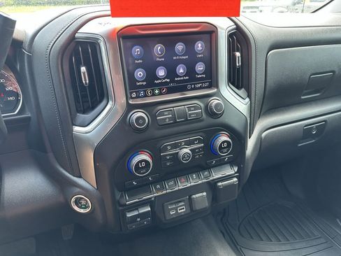 Used 2021 Chevrolet Silverado 1500 LT w/ Convenience Package II image 24