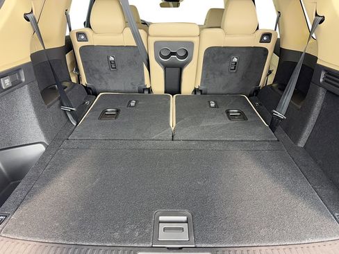 New 2026 Acura MDX SH-AWD image 33