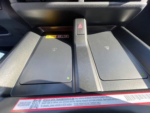 New 2026 Subaru Solterra image 22