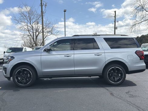 Certified 2022 Ford Expedition Max Limited image 31