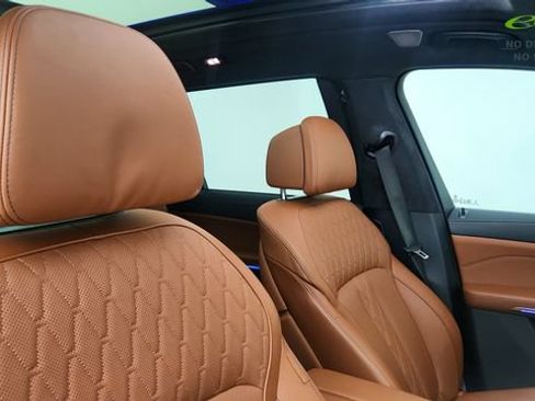 Used 2026 BMW X7 M60i AWD/4WD image 24