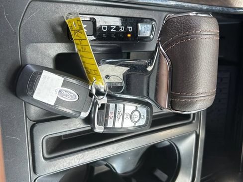 Used 2025 Ford F150 King Ranch w/ FX4 Off-Road Package AWD/4WD image 12