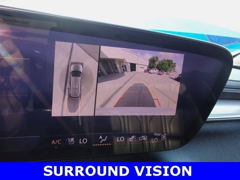 Used 2025 Buick Enclave Avenir w/ Trailering Package, 5000 lbs. image 6