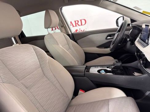 Used 2021 Nissan Rogue SV FWD image 16