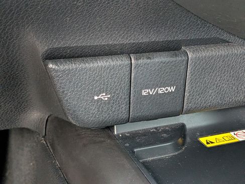 Used 2022 Toyota Camry XLE FWD image 26