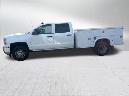 Used 2017 Chevrolet Silverado 3500 W/T w/ WT Convenience Package AWD/4WD image 4