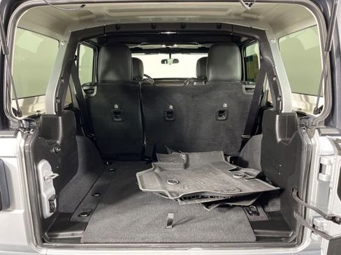 Used 2023 Jeep Wrangler Sport S image 45