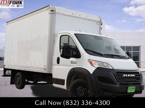 Used 2024 RAM ProMaster 3500 w/ Premium Convenience Group image 1