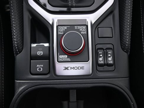 Used 2023 Subaru Forester Limited image 31