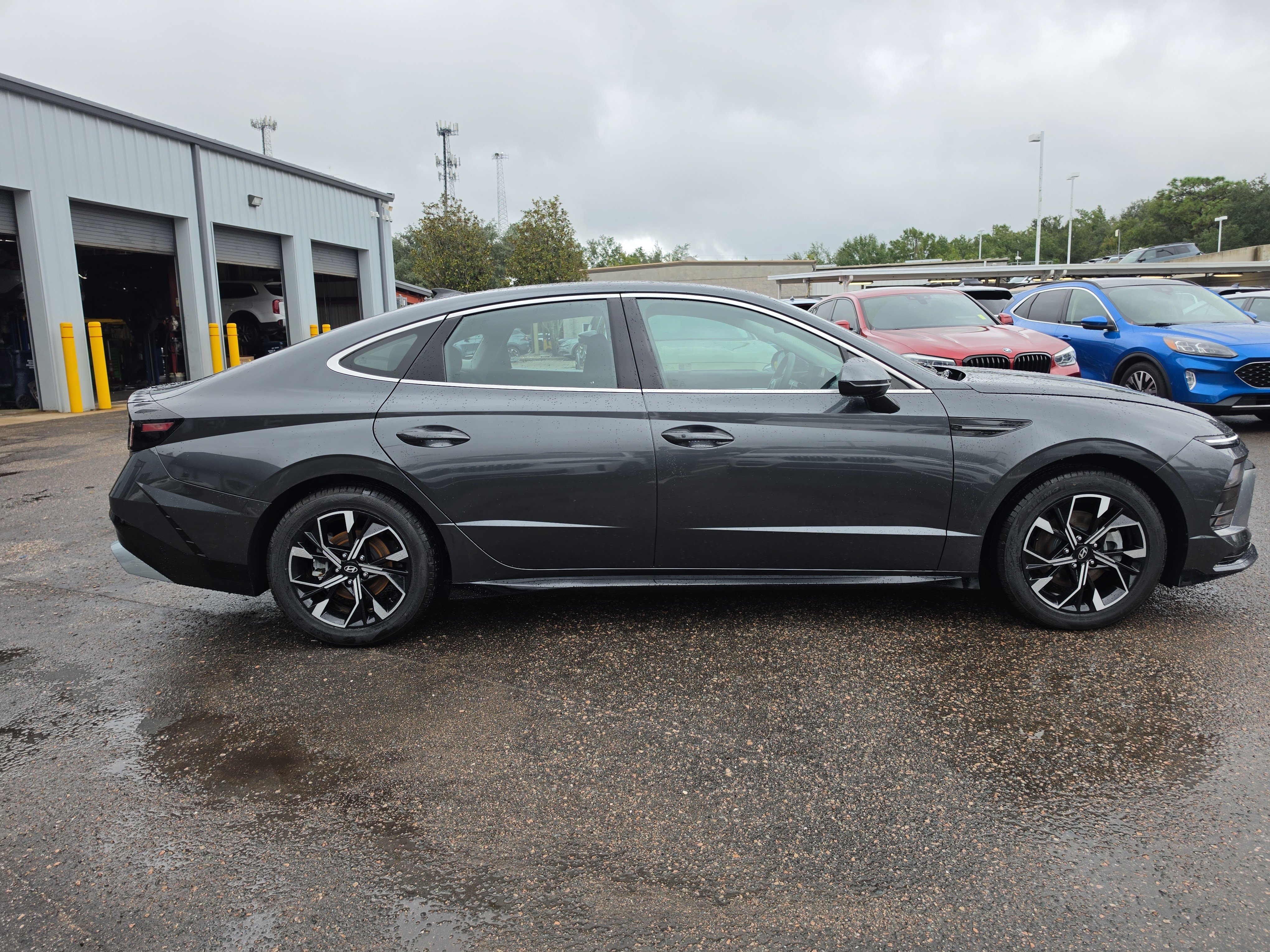 Used 2025 Hyundai Sonata SEL FWD image 9