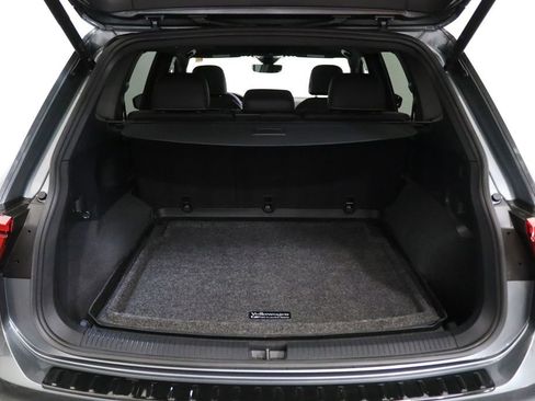 Used 2023 Volkswagen Tiguan SEL R-Line image 25
