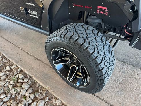 Used 2020 Jeep Wrangler Unlimited Sahara image 20