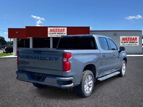 Used 2019 Chevrolet Silverado 1500 Custom w/ Custom Value Package RWD image 4