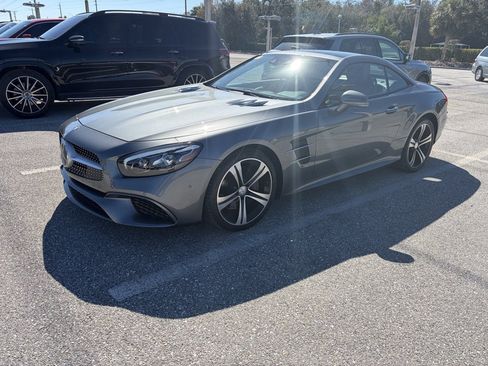 Used 2017 Mercedes-Benz SL 450 image 4