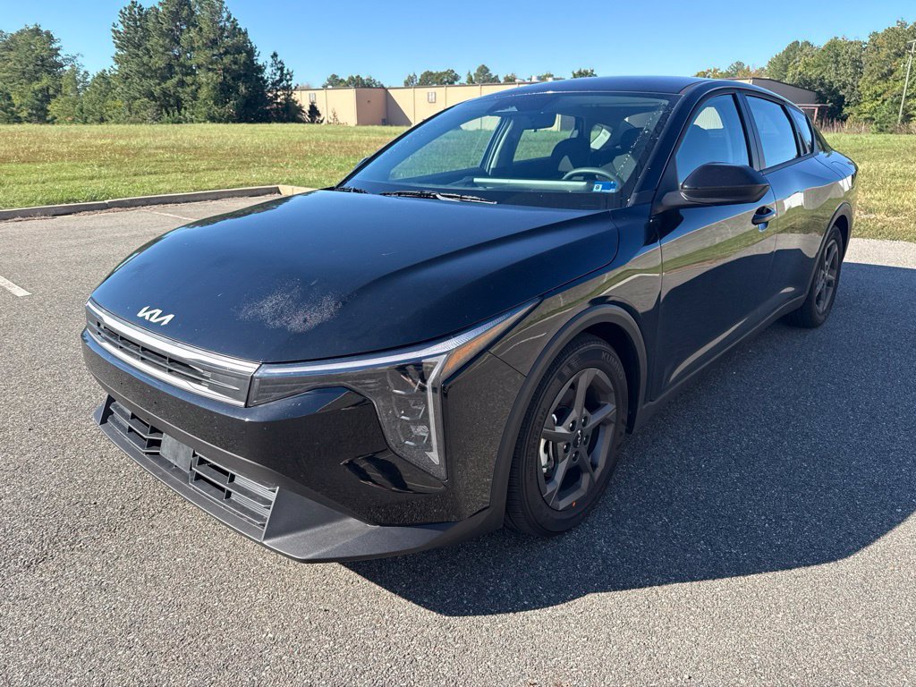 Used 2026 Kia K4 FWD image 3
