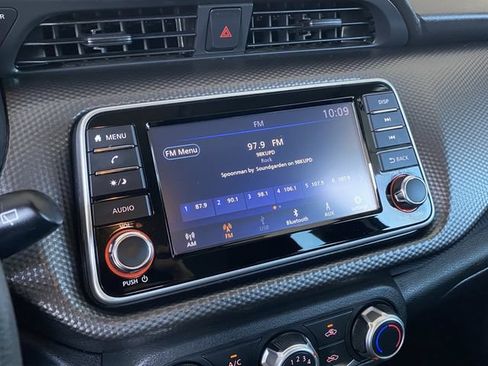 Used 2020 Nissan Kicks S FWD image 23