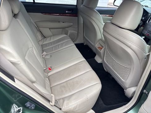 Used 2011 Subaru Outback 3.6R Limited w/ PWR Moonroof Pkg image 7