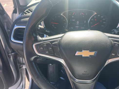 Used 2019 Chevrolet Equinox LT AWD/4WD image 14
