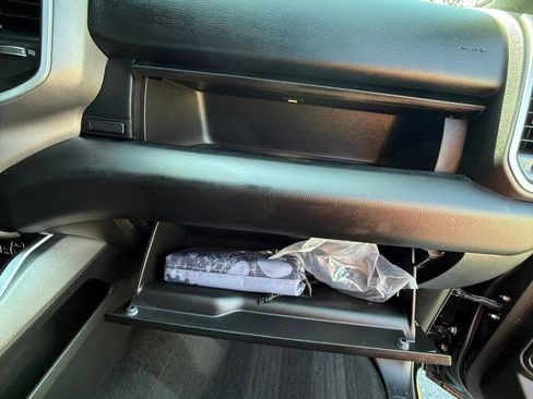 Used 2020 RAM 1500 Big Horn AWD/4WD image 42