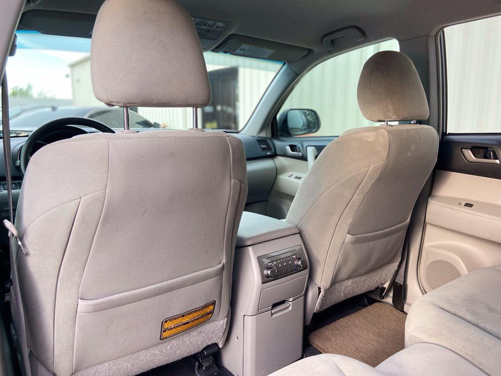 Used 2013 Toyota Highlander Plus FWD image 21