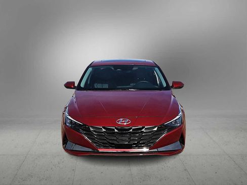 Certified 2023 Hyundai Elantra Limited image 3