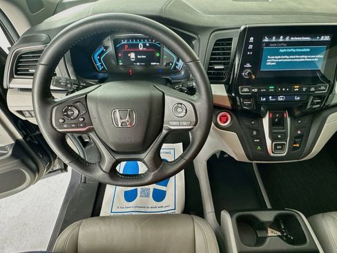Used 2024 Honda Odyssey EX-L image 14