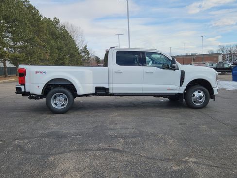 New 2026 Ford F350 Platinum AWD/4WD image 18
