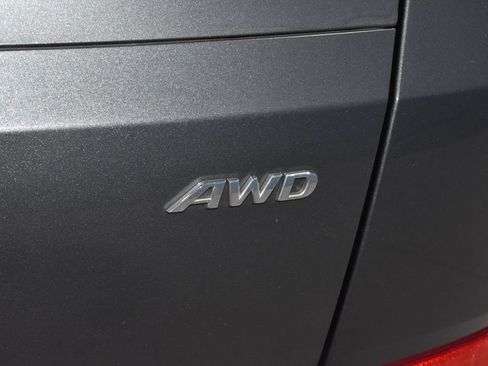Used 2018 Hyundai Tucson Value AWD/4WD image 28