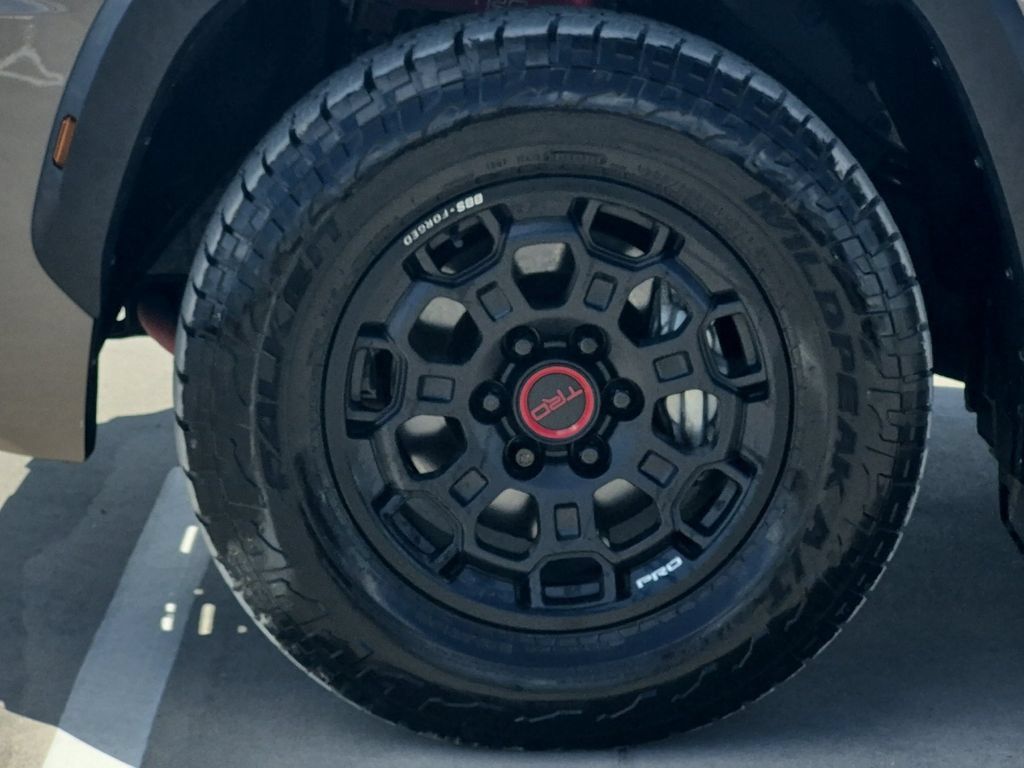 Used 2025 Toyota Sequoia TRD Pro AWD/4WD image 28