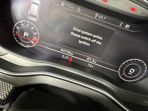Used 2018 Audi SQ5 Premium Plus w/ Navigation Package AWD/4WD image 36