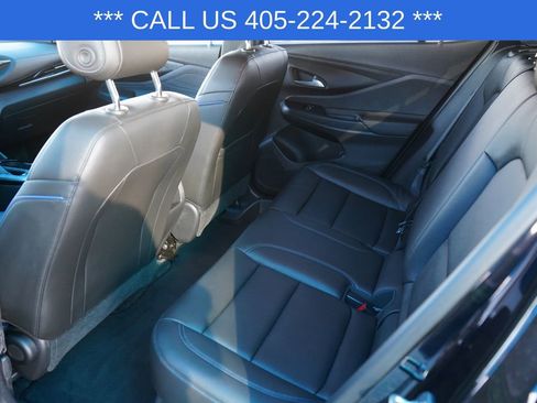 Used 2025 Buick Envista Sport Touring image 27