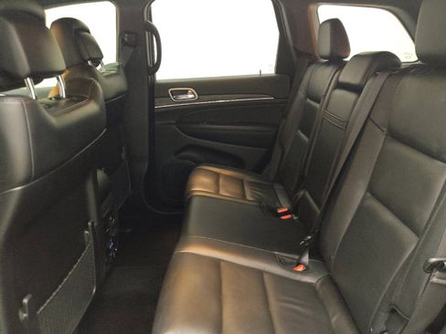 Used 2021 Jeep Grand Cherokee Limited AWD/4WD image 18