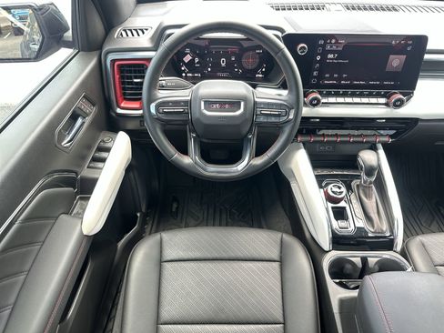 Used 2024 GMC Canyon AT4X w/ AT4X AEV Edition AWD/4WD image 17