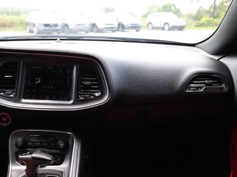Used 2017 Dodge Challenger SRT Hellcat RWD image 23