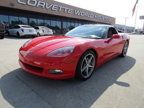 Used 2012 Chevrolet Corvette Coupe w/ 2LT Preferred Equipment Group image 1