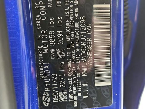 Certified 2024 Hyundai Elantra SEL image 31