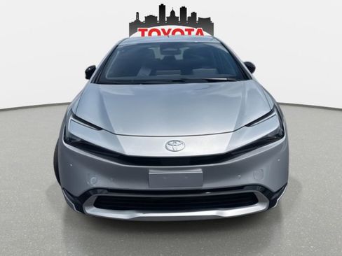 New 2025 Toyota Prius XSE image 8
