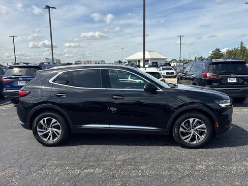 Used 2021 Buick Envision Essence w/ Technology Package I FWD image 2