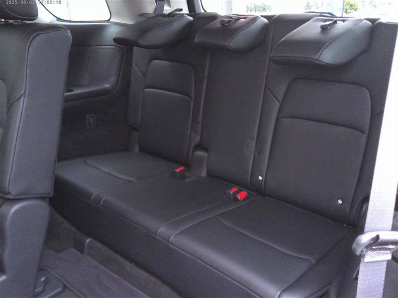 Used 2026 Nissan Pathfinder SL AWD/4WD image 7