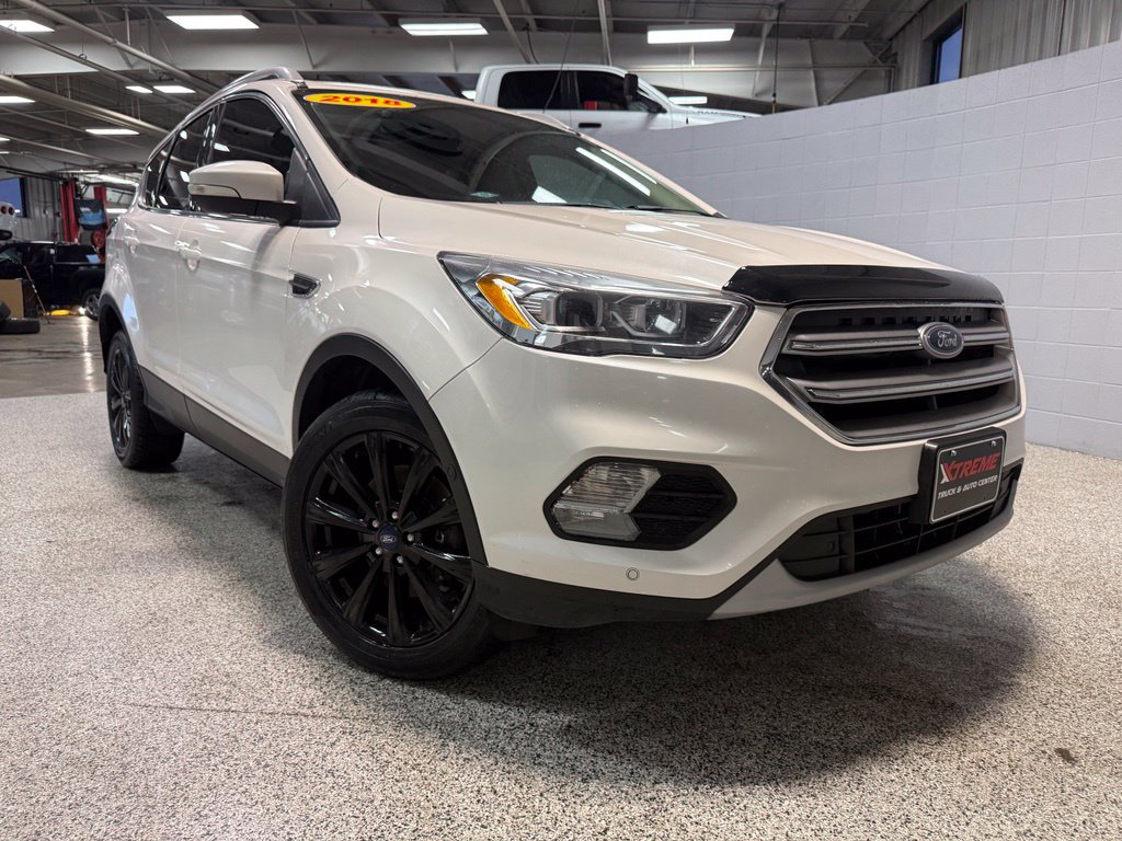 Used 2018 Ford Escape Titanium AWD/4WD image 1
