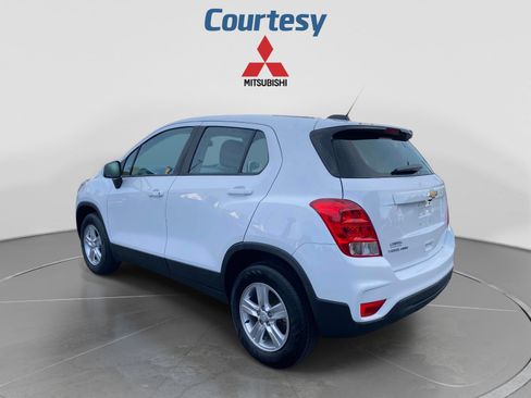 Used 2019 Chevrolet Trax LS image 3