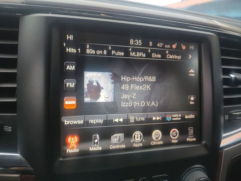 Used 2014 RAM 2500 Laramie image 11