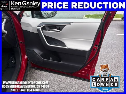 Used 2025 Toyota RAV4 XLE w/ Convenience Package AWD/4WD image 26