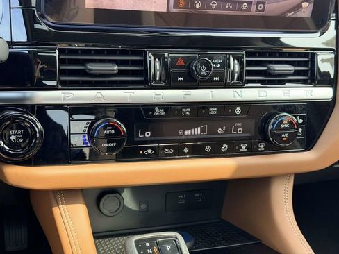 New 2026 Nissan Pathfinder Platinum AWD/4WD image 22