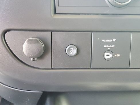 New 2026 Chevrolet Express 2500 w/ Driver Convenience Package RWD image 24