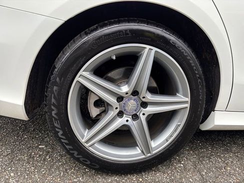 Used 2017 Mercedes-Benz E 300 E 300 image 24