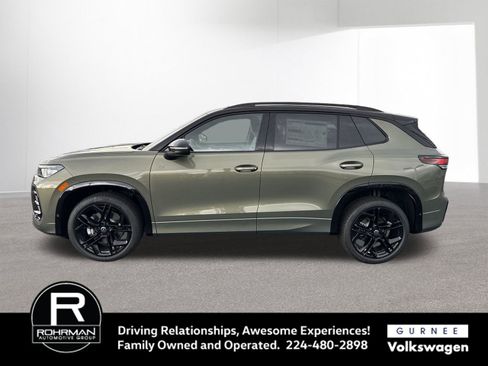 New 2026 Volkswagen Tiguan SE R-Line AWD/4WD image 5