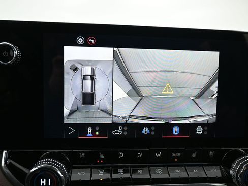 New 2026 GMC Canyon Denali w/ LPO, Denali Black Edition image 16