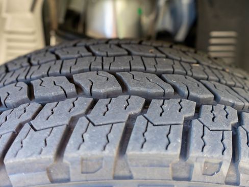 New 2025 GMC Hummer EV 3X w/ LPO, Dark Essentials Package image 33